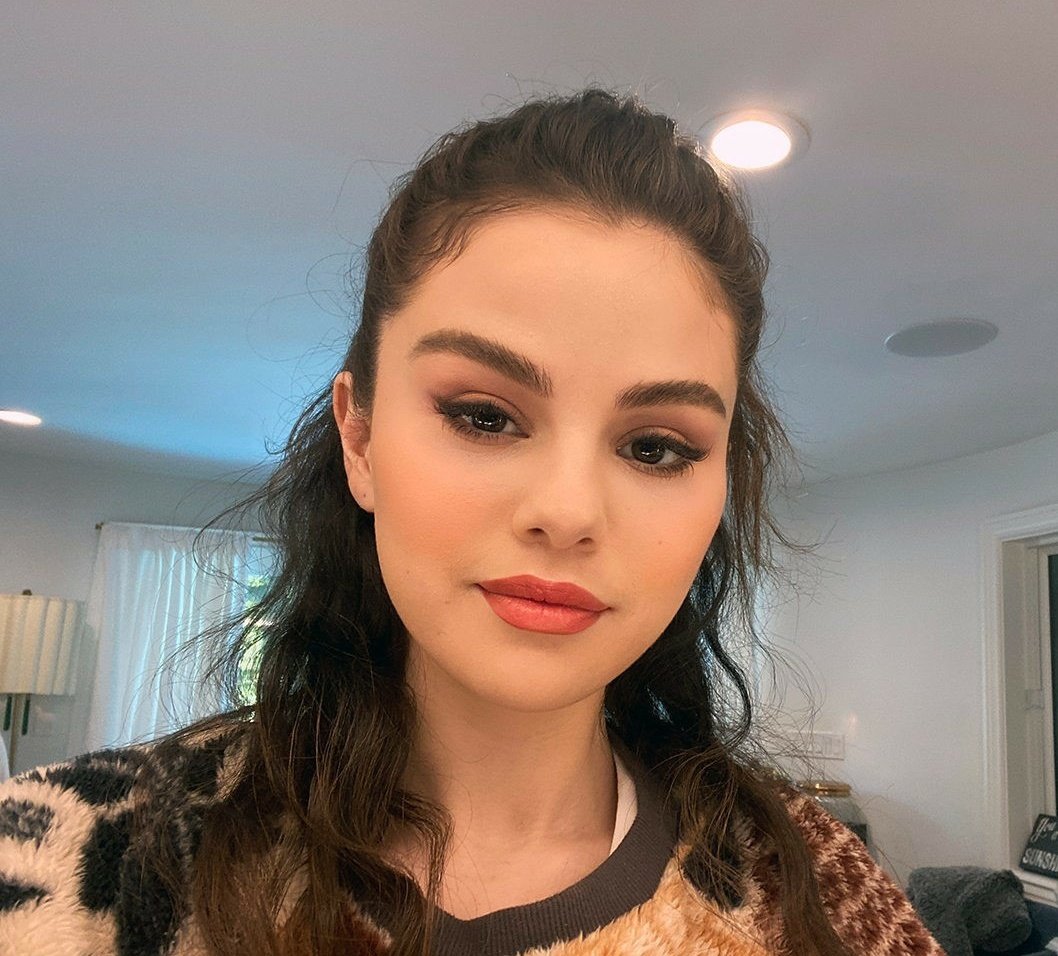 Belíssima!!!!
Selena Gomez para a Rare Beauty! 😍