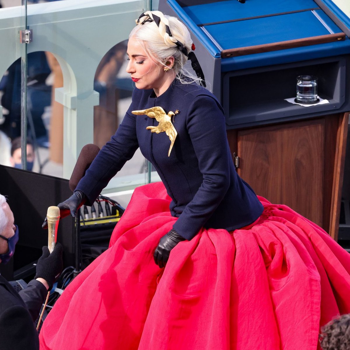 Fashion of the inauguration as kitchen items, a thread: