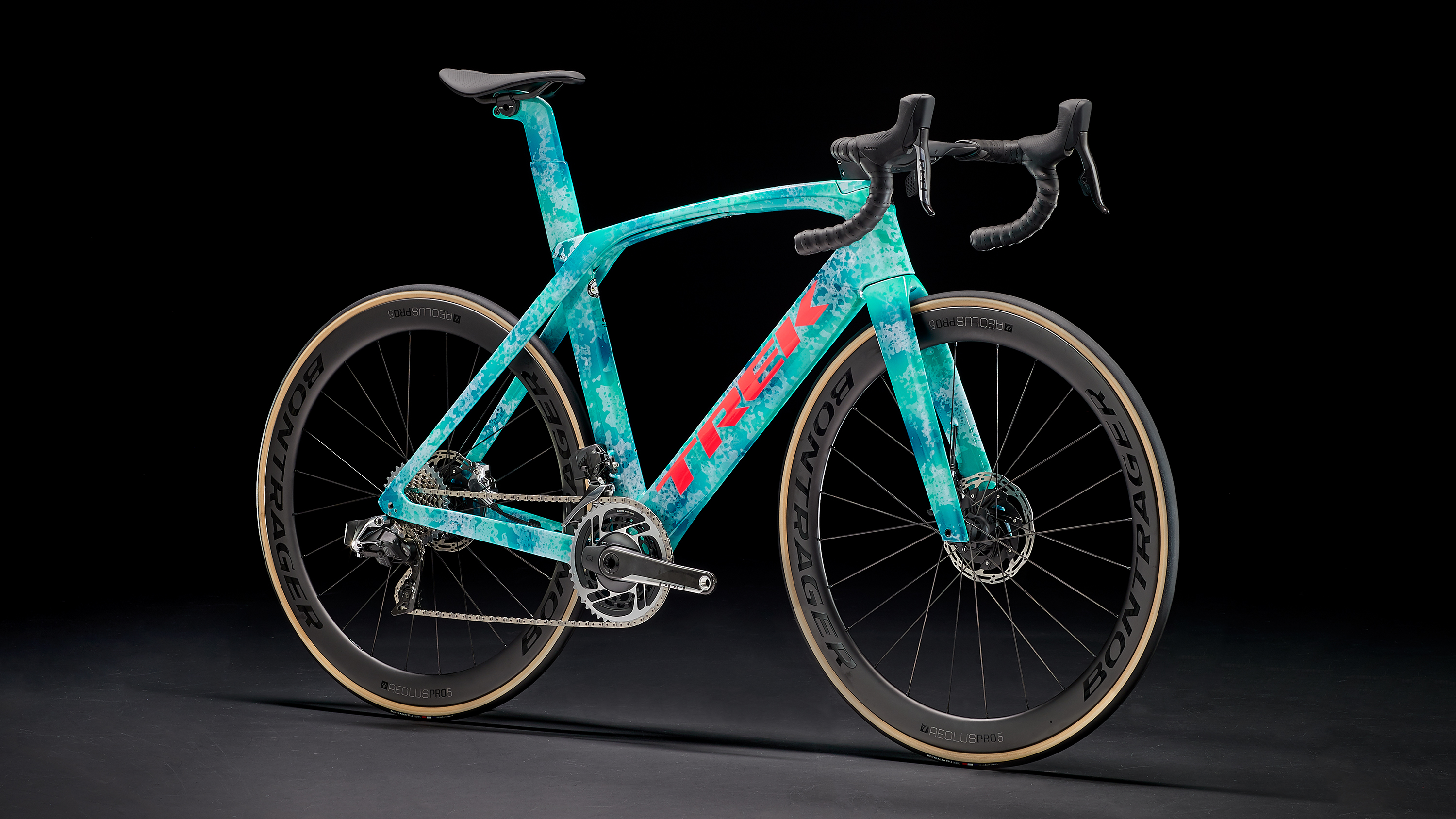 Trek Bicycle on X Project One ICON is a collection of premium paint schemes that represent the highest level of artistry in custom bicycles. Today we are debuting two all new colors Seafoam
