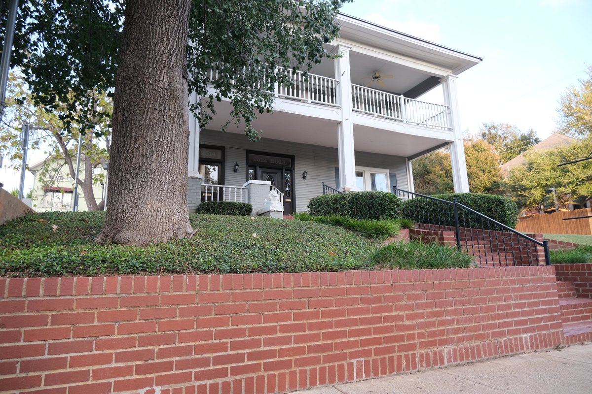 nada_finance's tweet image. We can help you lease your next home in #UptownDallas. Here is a great list of apartments, condos and houses for lease within 1/2 mile of our office at 2512 Boll St in Dallas.

Click here: t.ly/sxlF

Call: 972-947-5202

Or, Schedule a call: joinnada.com/contact