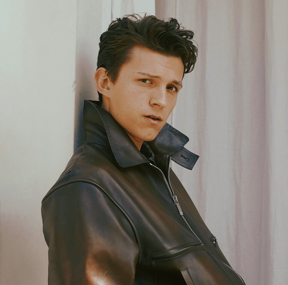 Harry Styles and Tom Holland being total twins; an important thread: