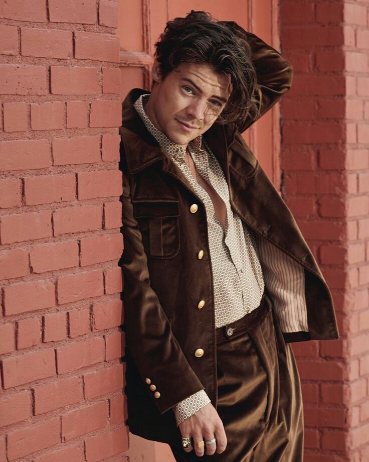 Harry Styles and Tom Holland being total twins; an important thread: