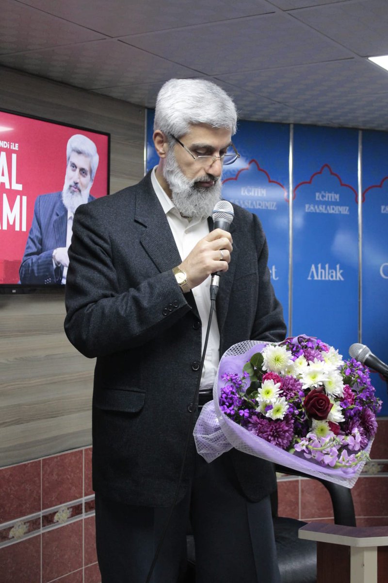 erolardic01's tweet photo. Hocamızla "Peygamberler ve Tevhid Mücadelesi" konulu dersi Canlı yayından izleyebilirsiniz.
➡️ https://t.co/lhdvtCpUXQ https://t.co/8LfgNT8NwQ