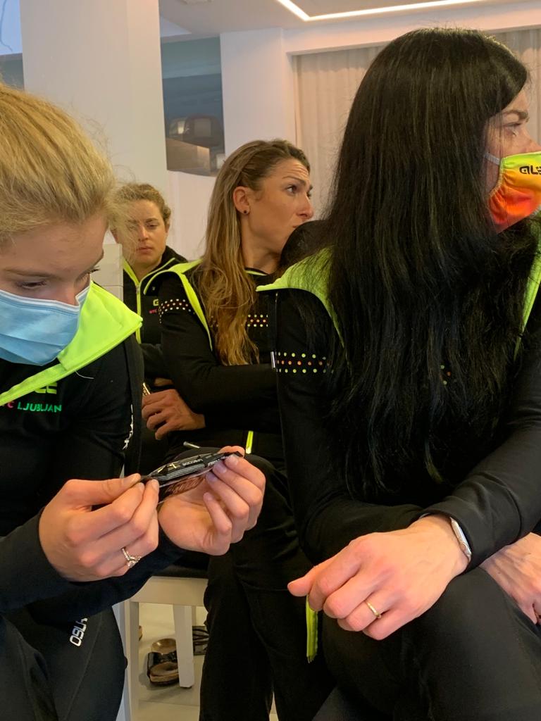CipolliniTeam's tweet photo. Today, an afternoon dedicated to nutrition with our partner LifeCode. Our winning energy! 

#Lifecode #nutrition #sportnutrition #IamAle #Alecycling #AleBTCLjubljana #Yellowfluorange #btccity  #KDROG #btccityljubljana https://t.co/yH9TTtPfjW