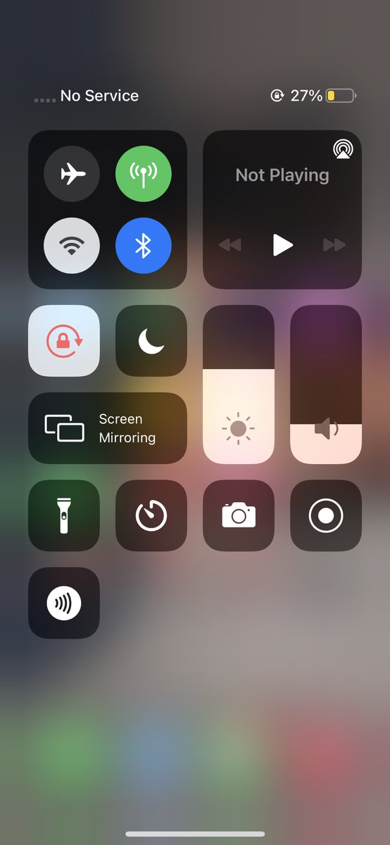 Halo <a href="/Telkomsel/">Telkomsel</a> sudah dua hari berturut turut mulai sekitar jam 00.00 no service apakah ada info? Karena sangat mengganggu pekerjaan saya. Terima kasih.