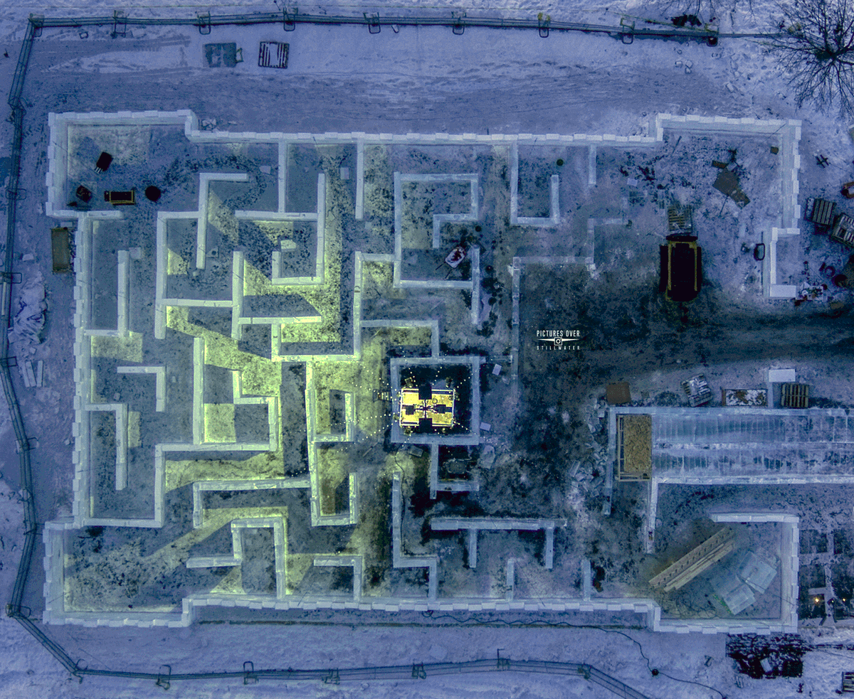 postillwater's tweet photo. #icymi Downtown @iLoveStillwater @MNBirthplace #winterfun #icemaze #icemazemn #icecastle #iceicebaby @exploreminn @StillwaterCOC https://t.co/0TkWVcjggD