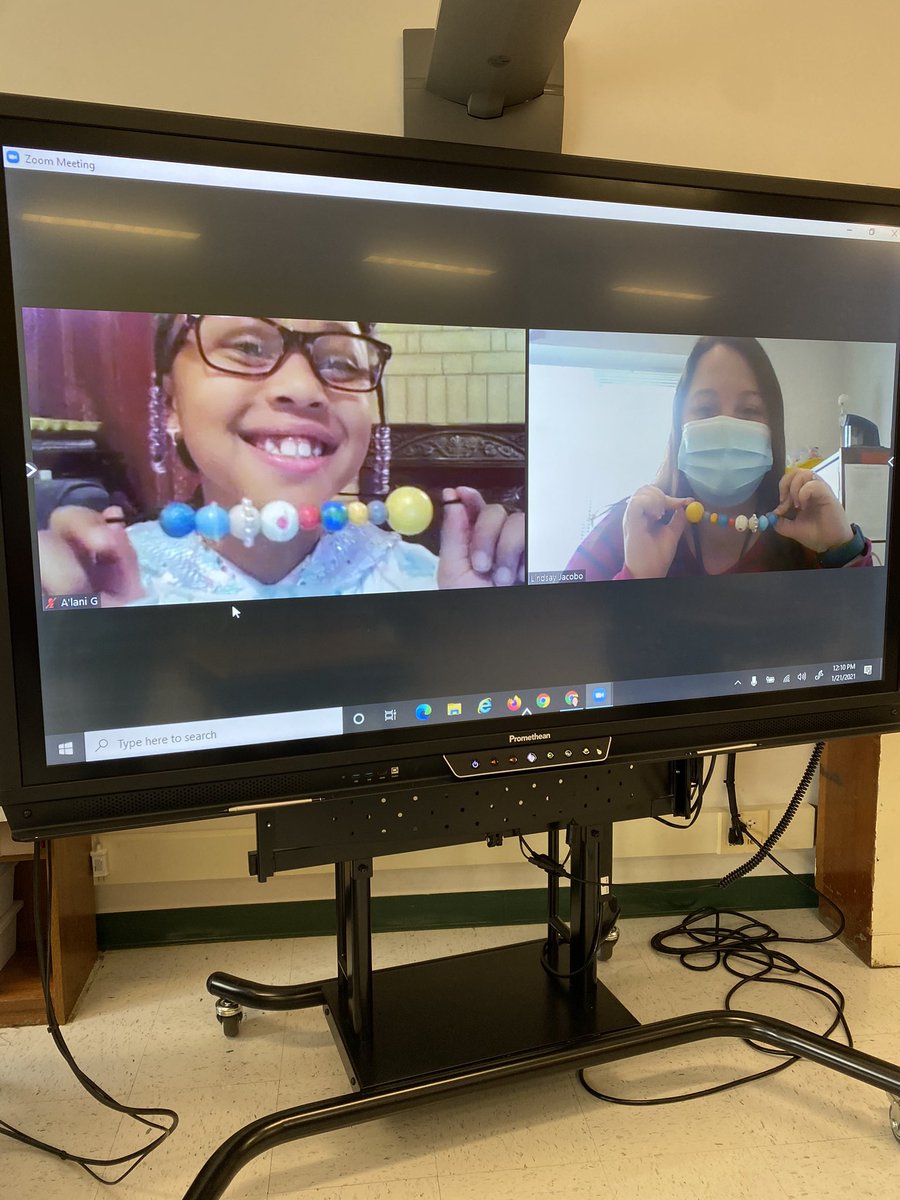 Lindsay Jacobo tweet media