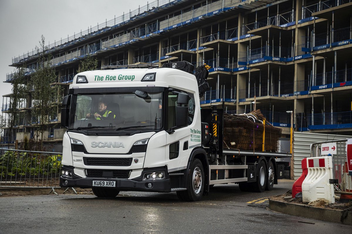 #TBT to the first L Series 6x2*4 flatbed that we put on the road into Cambridgeshire based Roe Bros Ltd. With a 5 star DVS rating the L cab offers amazing visibility and is the perfect match for the urban environment. #directvisionstandard #scaniatrucks