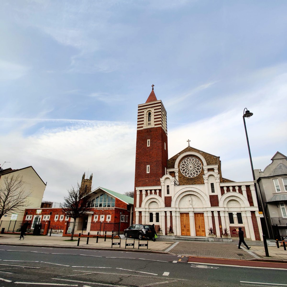 Tooting Newsie (@tootingnewsie) on Twitter photo Volunteers needed! Pearl Chemist <a href="/PearlCGroup/">Pearl Chemist Group</a> need local volunteers for their Covid vaccination site at <a href="/BonifaceTooting/">St Boniface Tooting</a>, Mitcham Rd, #Tooting starting early Feb. They aim to vaccinate 3k patients a week.
Please fill in a short form at bit.ly/tnewsie269 to express interest. Volunteers needed! Pearl Chemist <a href="/PearlCGroup/">Pearl Chemist Group</a> need local volunteers for their Covid vaccination site at <a href="/BonifaceTooting/">St Boniface Tooting</a>, Mitcham Rd, #Tooting starting early Feb. They aim to vaccinate 3k patients a week.
Please fill in a short form at bit.ly/tnewsie269 to express interest.