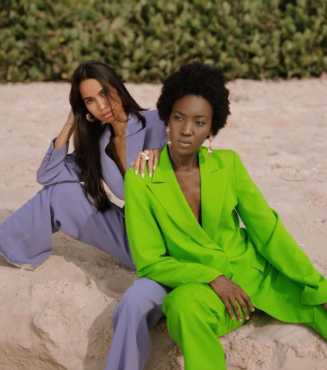 afrodyssee's tweet photo. MAISON DETTA
Senegalese brand Maison Detta. With Jaañ Naar, Oumy Ndiaye and Ravahere. 1. By Mélanie 2 &amp; 3. By Tala Niang @maisondetta @ravahere #maisondetta #africandesigners #africanmodel #fashion #senegal #africa #geneva #afrodyssee https://t.co/Xj1UO9Xxix