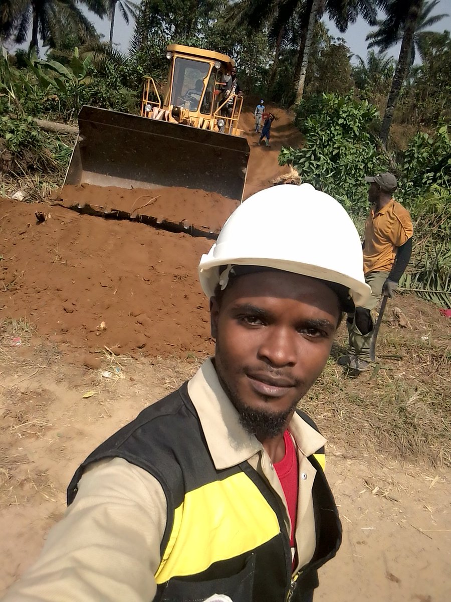 RPanafricain's tweet photo. Nous sommes là pour eux!
Nous sommes là pour nos partenaires !
Nous sommes là pour les accompagner dans leurs projets structurants !
Nous sommes le #RAEC! 

@RPanafricain 
@IsmamOfficiel 
@AlliantF 
@DjankouRaoul 
@ADjangoua https://t.co/sY4Ni971VH