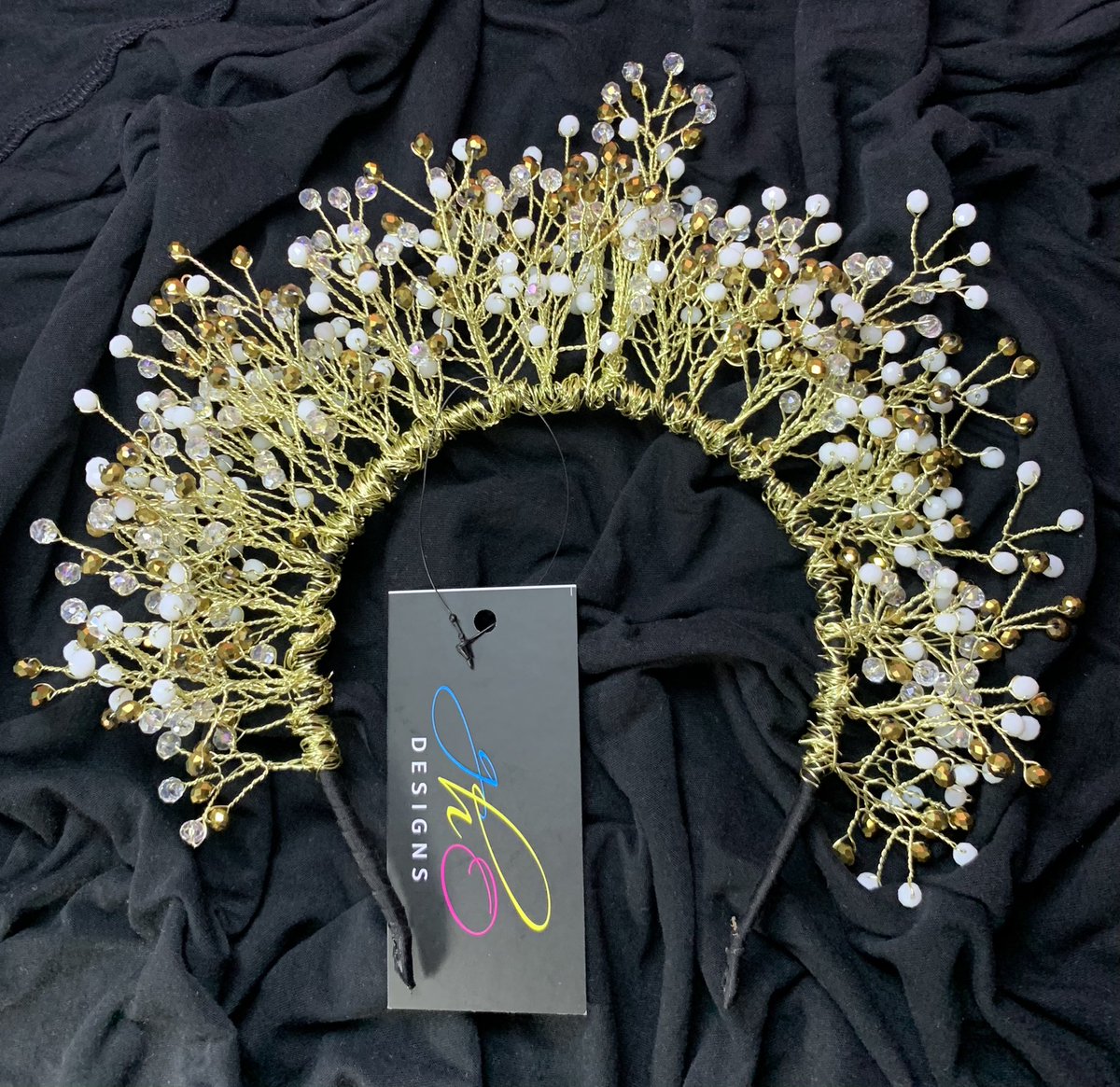 _oghoghor_'s tweet photo. @aproko_doctor Hi I am a milliner and I make beautiful headpieces and fascinators for ladies. You can visit my page on ig @gho.designs for more 😉 https://t.co/Q0xbyrBo3Z
