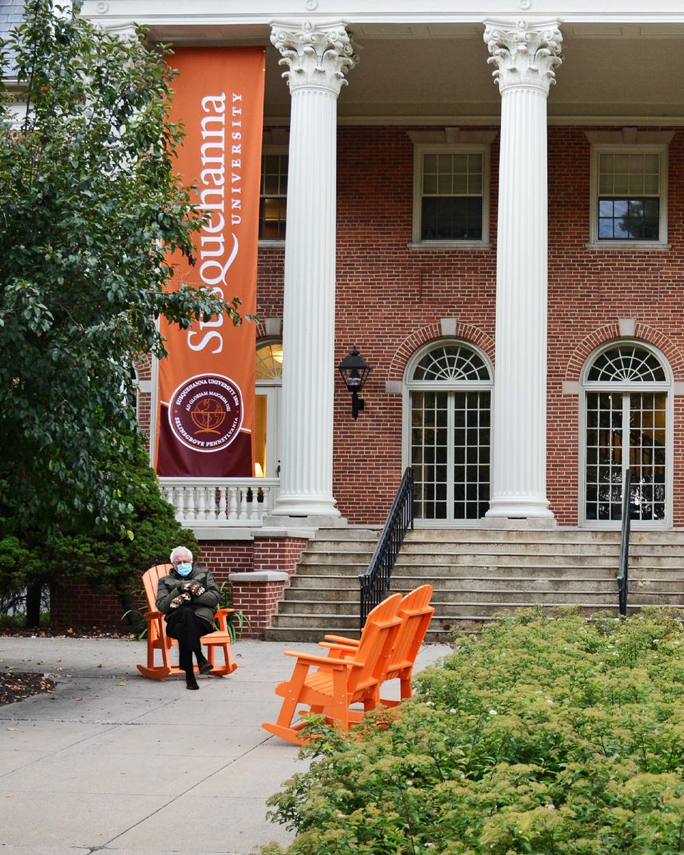 SusquehannaU's tweet photo. Waiting for Spring semester to start like... https://t.co/QHIwuxxcVz