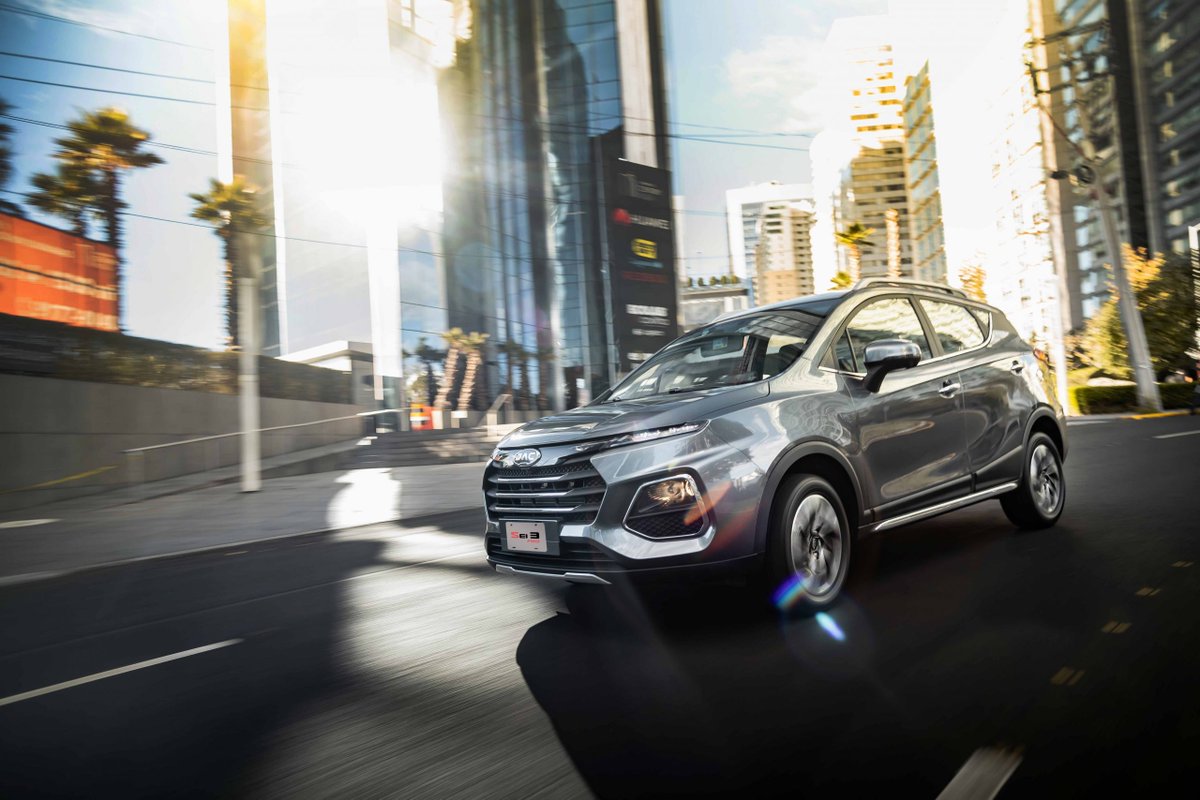 autodinamicomx's tweet photo. ¡Evoluciona profundamente! 🚙
Para 2021, @JACMotorsMX #Sei3 recibe una actualización con nuevo look, más tecnología y mayor seguridad... ¿Quieres conocer precios y más detalles?
Haz click aquí: https://t.co/KKPmaPyUwU https://t.co/wpbq1LpD08