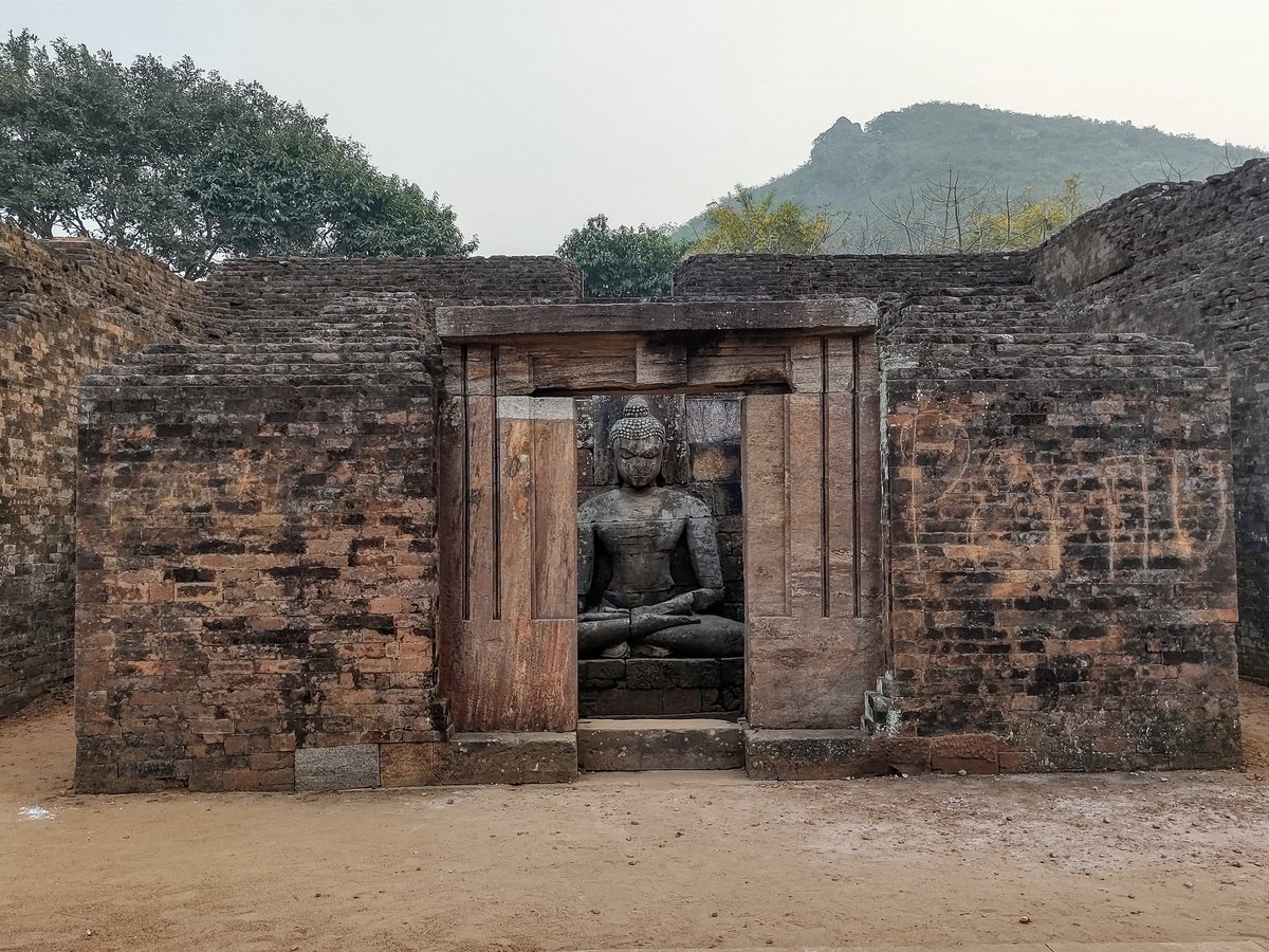 mkrushna's tweet photo. My favorite clicks from #Udayagiri #DiamondTriangleWalks #BuddhistHeritage #MeditatingBuddha #CuttackHeritageWalks #MobilePhotography #BuddhistTriangle @BBSRBuzz @odisha_tourism https://t.co/Ub5JZ5GVE9