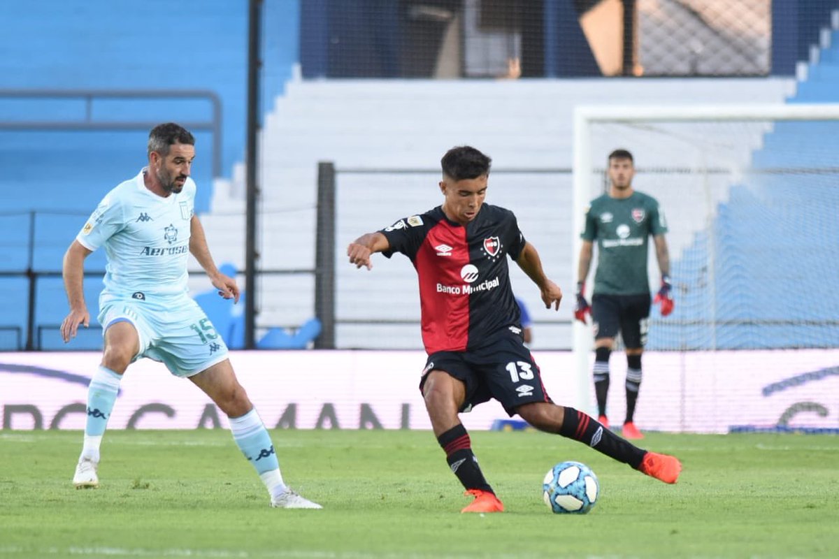 Reasons for both sides of Rosario to be happy tooAfter his debut in '19 Rodrigo Villagra (19) now appears to be ready for his place in the starting XI for CentralAnd Juan Sforza stepped up to make his Newell’s debut reinforcing why he’s considered one of Argentina’s brightest