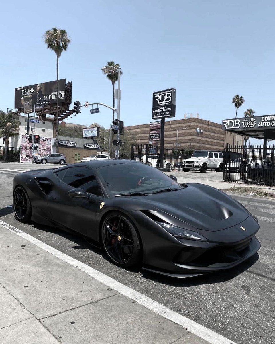 motorforms's tweet photo. Ferrari F8 Tributo 🖤 https://t.co/H22LcOyQUv