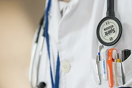 _In2Med's tweet photo. This nine-lesson online course teaches you all you need to know about writing a personal statement geared towards getting into medical school. 
https://t.co/cNQF6NgYPj https://t.co/mtSLNVs3gc