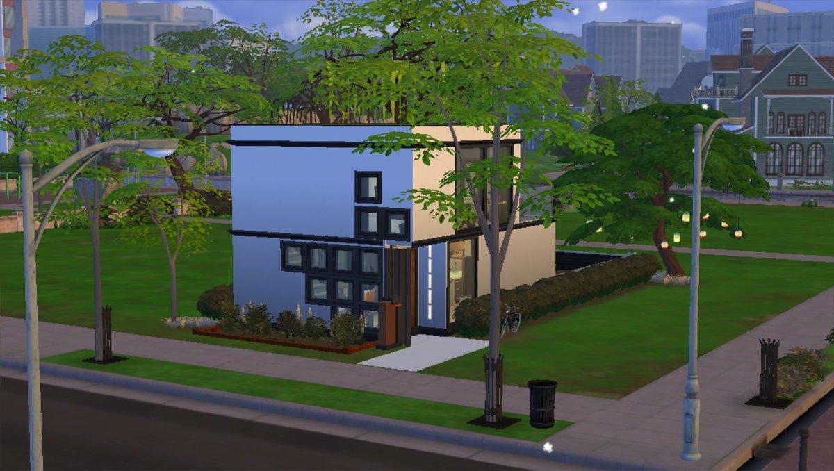 JuicySims17's tweet photo. #ShowUsYourBuilds 
This is my recent build - an overpriced cube home😅. Filter for CC because I used a lot of it. What CC did I use? It's in the description of the build on my Gallery. 🙂 https://t.co/liueMQRsKe