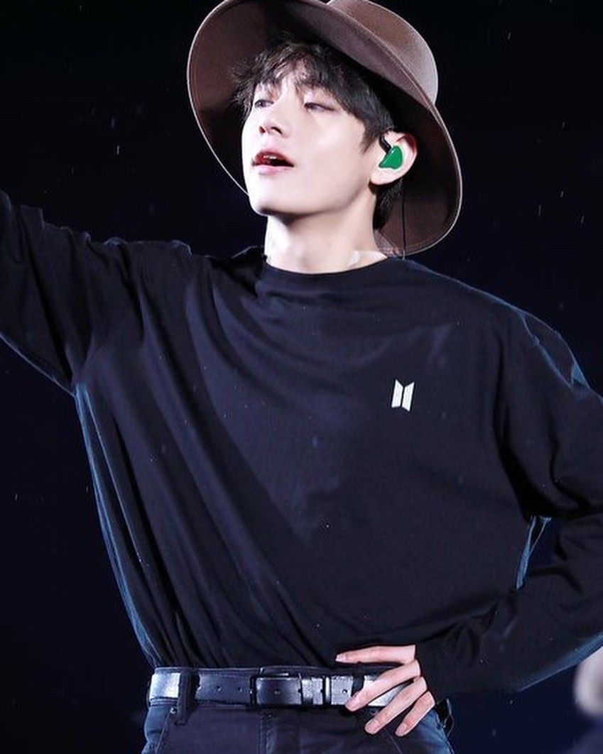 gcftaehy's tweet photo. Taetaehyung, Au fanfics estrou entrando nesse mundo ja :) https://t.co/tZEewzBWrf