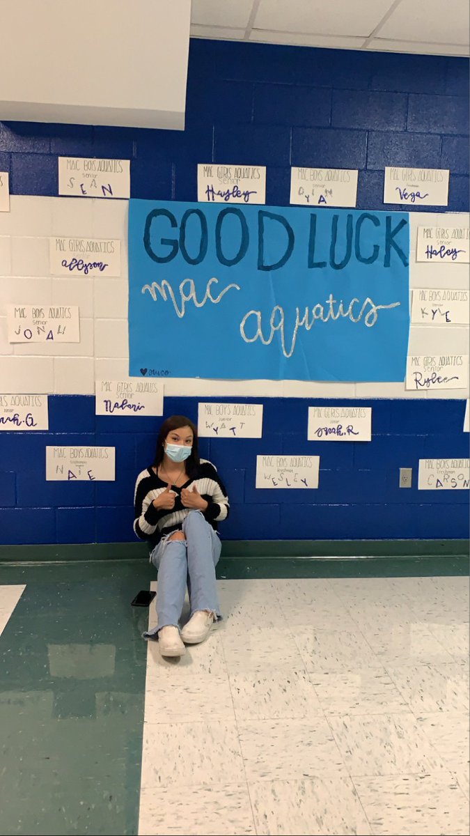 StucoMacarthur's tweet photo. Good luck to Mac Aquatics at district tomorrow! ๐๐ฎ๐ค๐ผ #webackmac @MacAquatics https://t.co/yh4KcWx6Ce