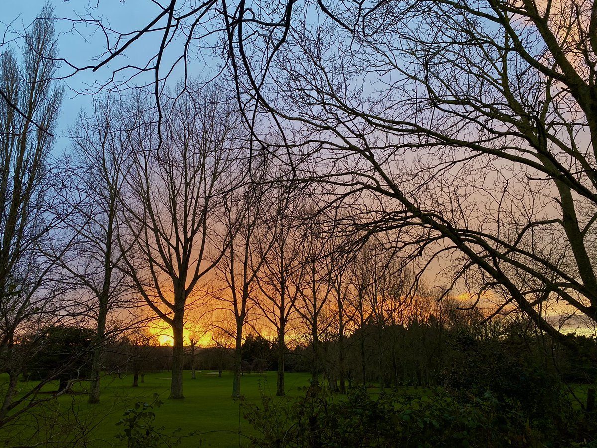 Nick Rudling (@nickrudling) on Twitter photo Got to 16.30 and I realised I hadn't stepped foot outside for 4 days..so unlike me. So went for a little sunset walk to clear the mind. Although wish I was on that golf course ๐ #selfcare <a href="/NHSsafeguarding/">NHSsafeguarding</a> Got to 16.30 and I realised I hadn't stepped foot outside for 4 days..so unlike me. So went for a little sunset walk to clear the mind. Although wish I was on that golf course ๐ #selfcare <a href="/NHSsafeguarding/">NHSsafeguarding</a>