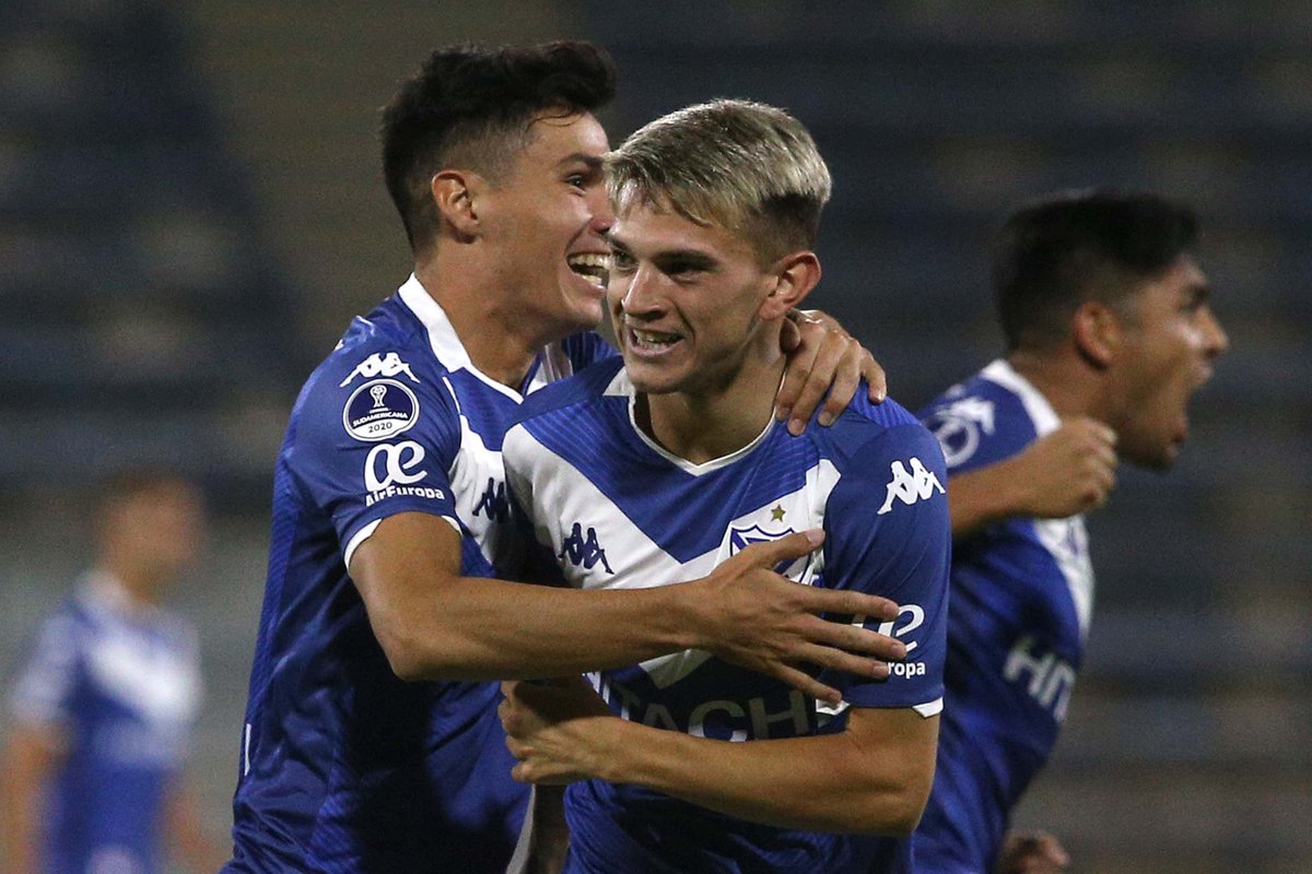 Serious injury ended Pancho Gonzalez’s (19) Copa but Newell’s have a real prospectOnly goals were lacking from a bright debut at Central for Pupi Ferreyra (18)They just keep coming at Lanús & Franco Orozco (19) is nextCutting in off the right Vélez's Luca Orellano (20) 