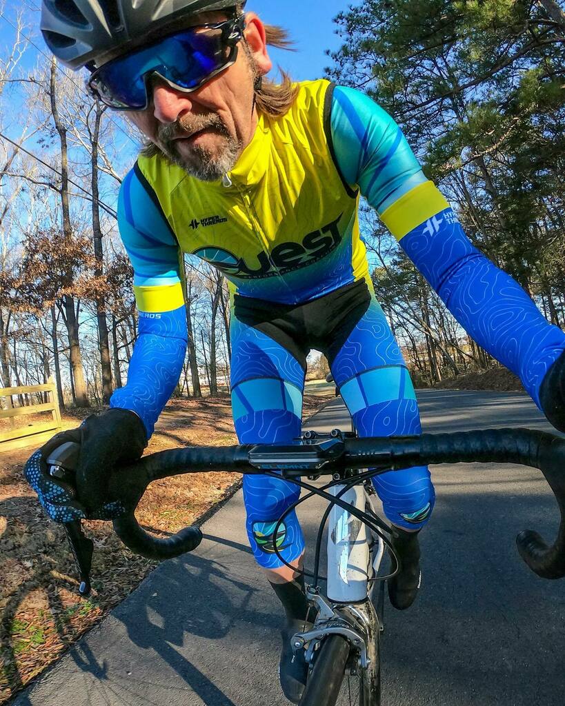 rickpumphrey's tweet photo. 🤔One day at a time! My 🥶 winter 🥶 mantra. 🙌 #onedayatatime #discipline #cantstopwontstop #work #dothework #do #epic #fit #everyday #lemhelmets #kenda #kendatires #myhyperthreads #cycling https://t.co/4aLRntCwEy https://t.co/z2a4gZ4HI6