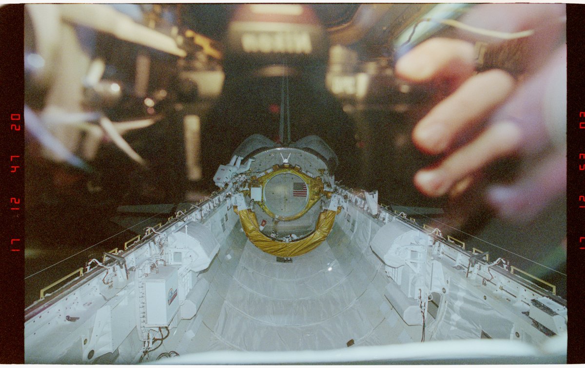 SpaceAboveUs's tweet photo. On STS-54 Endeavour is ready to deploy TDRS-F, we're ready to learn about the interstellar medium, and Greg Harbaugh and Mario Runco are ready to get a little EVA experience. #STS54 1/6 https://t.co/ESSdAJ169X