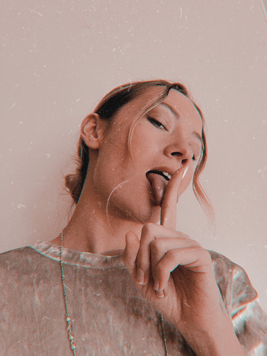 MΛD FVN tweet media