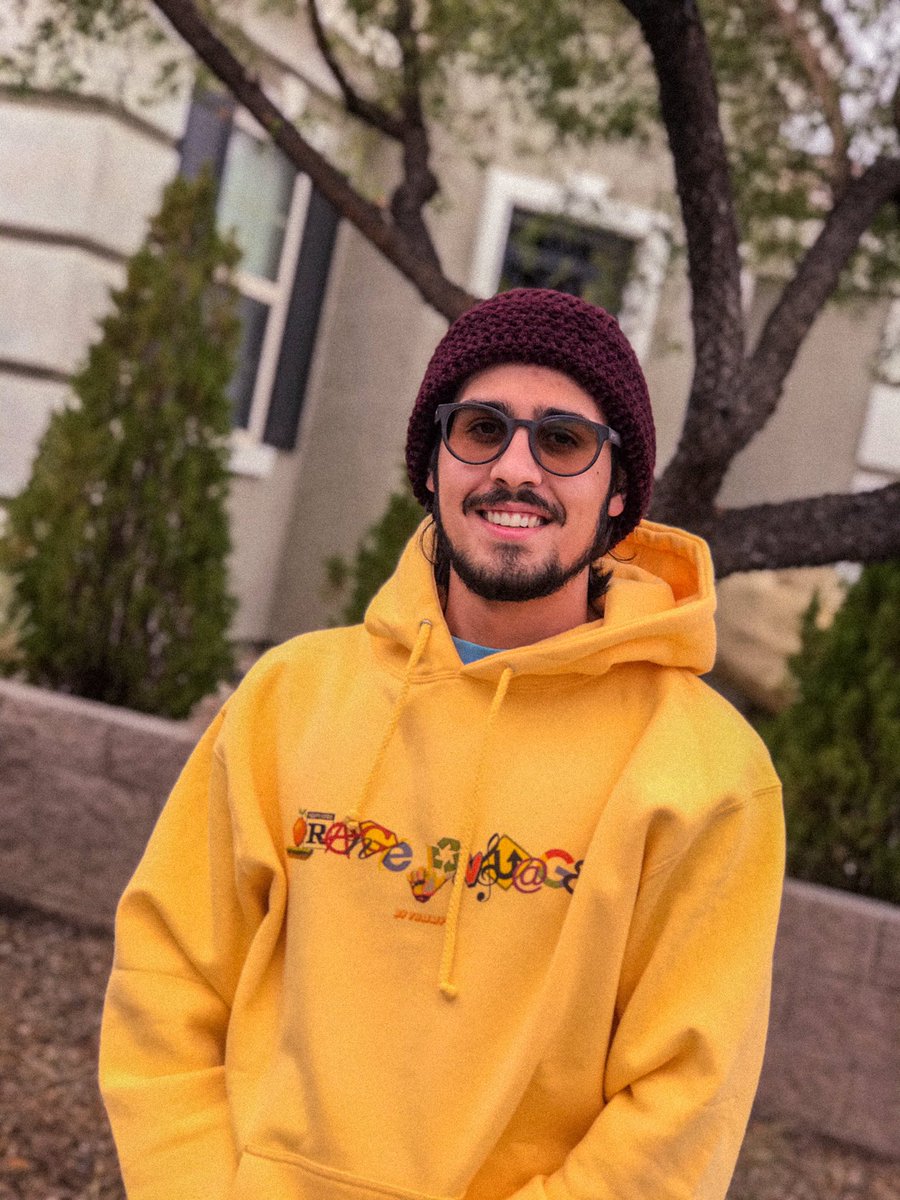 OLCLOTHING's tweet photo. 🥊🍊💨
•$40+shipping (FREE LOCAL DELIVERY)
#blackownedbusiness #blackowned #orangelanguage #clothing #clothingbrand #LasVegas #models https://t.co/9dq2YkmIjl
