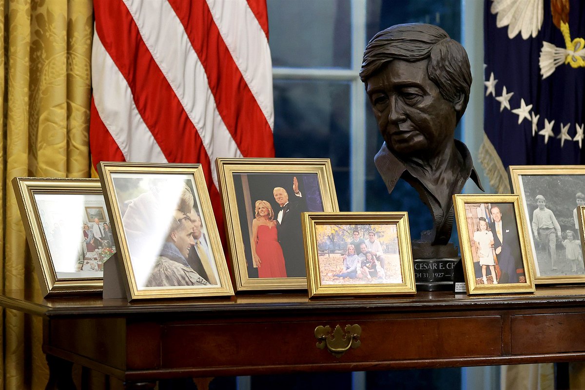 Biden has removed the statue of Sir Winston Churchill from the Oval office, &amp; replaced it with the far left failed Socialist union boss Cesar Chavez. 
He starts on day one as he means to go on, God help America.🙏