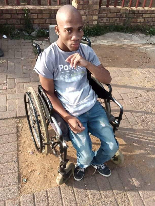 LeboMashia's tweet photo. Hi Everyone  , this is  Tshepo Burki Dlamini   and is In need of a new Wheelchair....He's From Daveyton East Of Joburg, If maybe you can Direct me to a Willing sponsor Or  ... They might be on your timeline .... Or Donation will be highly Appreciated.. Please SHARE for Awareness. https://t.co/fvmFCVOyc2