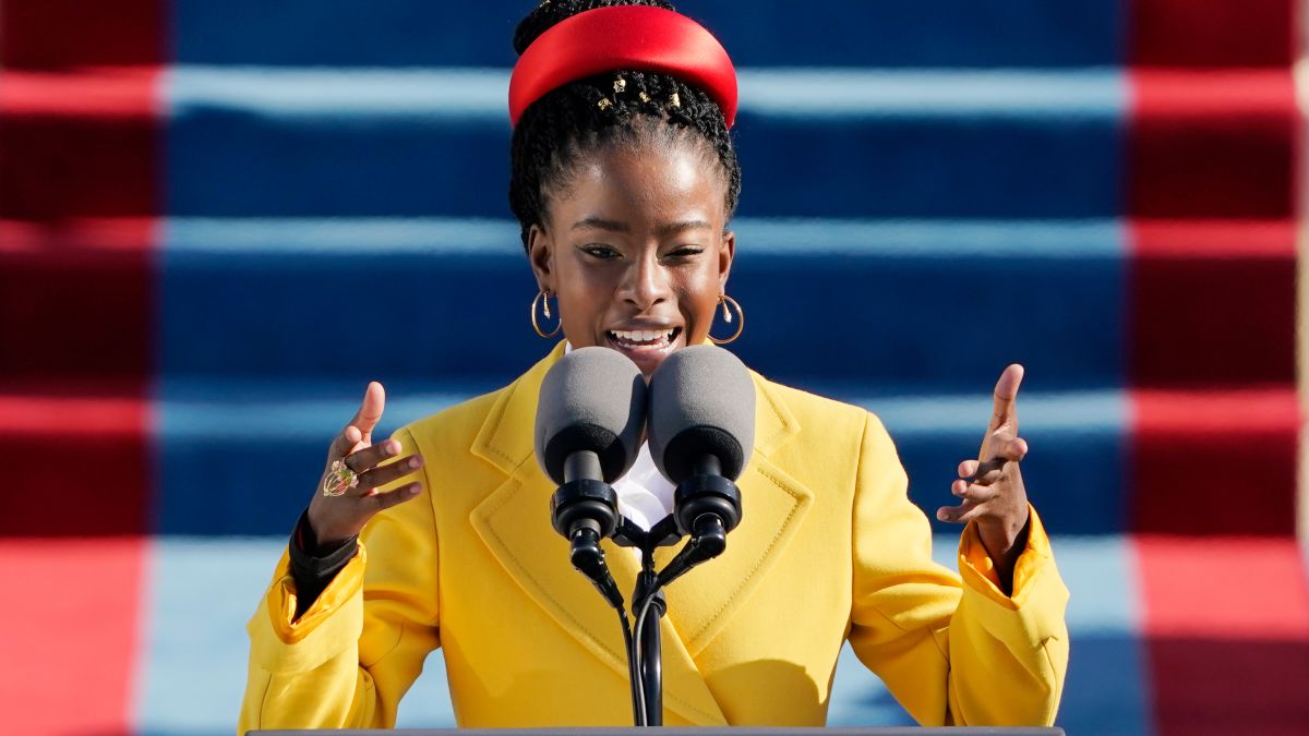 TheRoot's tweet photo. Who Is Amanda Gorman? The Youth Poet Laureate Who Gave Voice to the Promise of the Biden-Harris Era https://t.co/SkMWqmp4zH https://t.co/9KTYprFovX