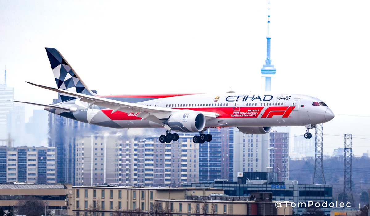 TomPodolec's tweet photo. PHOTOS Etihad #EY141 from Abu Dhabi arriving in Toronto with their Boeing 787-9 in Abu Dhabi Grand Prix livery. A6-BLV https://t.co/QkgajIE0ji