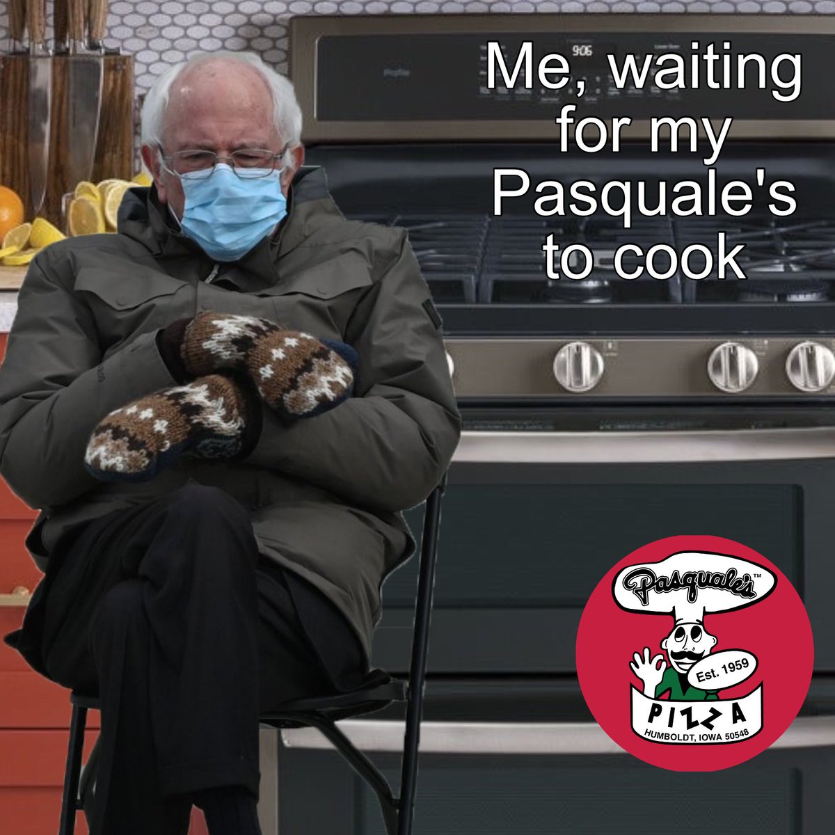 We didn’t know Bernie is fan. Usually we don’t like a burn. 
#pizza #berniemittens