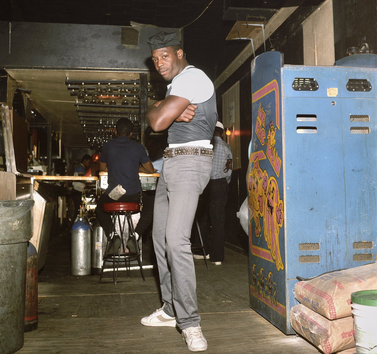 hiltonarielruiz's tweet photo. Years back I had a photo book published called The Forty Deuce. I’ll be working on a new book edition for one of my new projects for this year and possibly a doc deal in discussion. Fingers crossed 🤞 #42ndstreet #photobook #80s #grindhouse #mspacman #arcade #thefortydeuce #42st https://t.co/DSpMwaBNJm