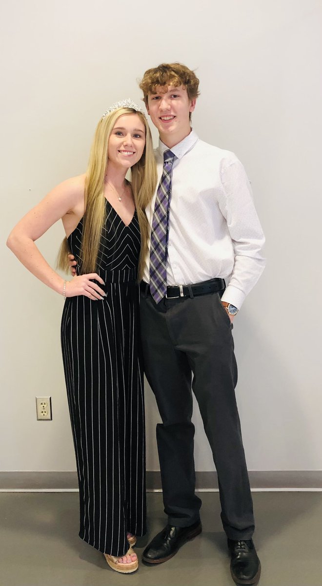 stuco_high's tweet photo. Brandy Unger and Will Vanderheiden #WinterRoyalty2021  #NHS #Candidates https://t.co/6k2Z8xgLem