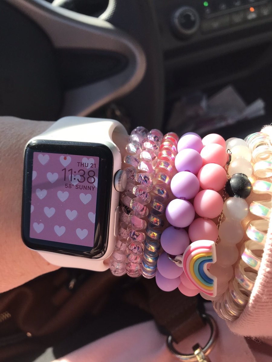 vanessa10ker's tweet image. 💗💜 pretty #armstack