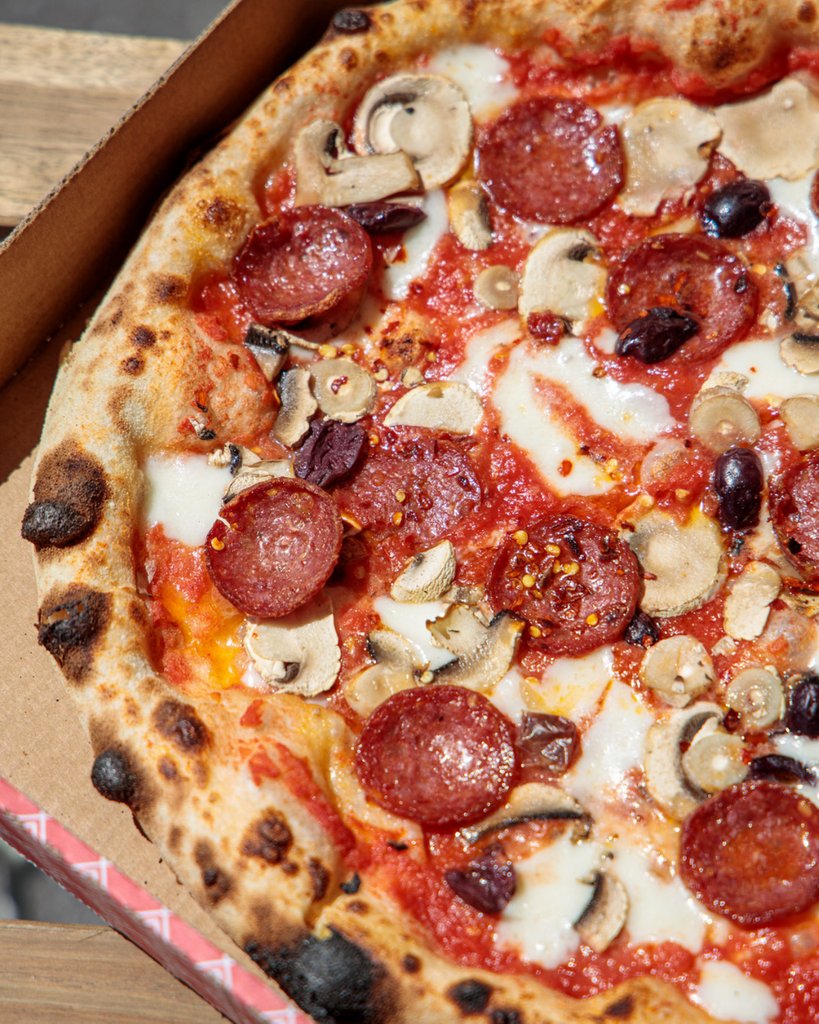 heybianca_au's tweet photo. Say goodbye to your boring lunch and ciao to our drool-worthy pizza! Pick up from us from 12pm today. #heybianca https://t.co/1FEgb6bqRu