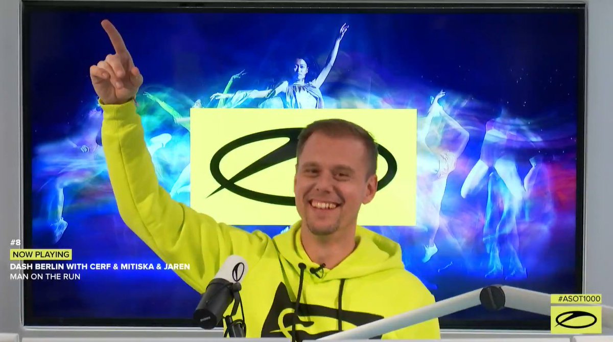 JustHardBeatCL's tweet photo. #8 Man on the Run🎉@DashBerlin #ASOTTop1000 #ASOT1000 #ASOTTop10 https://t.co/aDB1NkLgAy