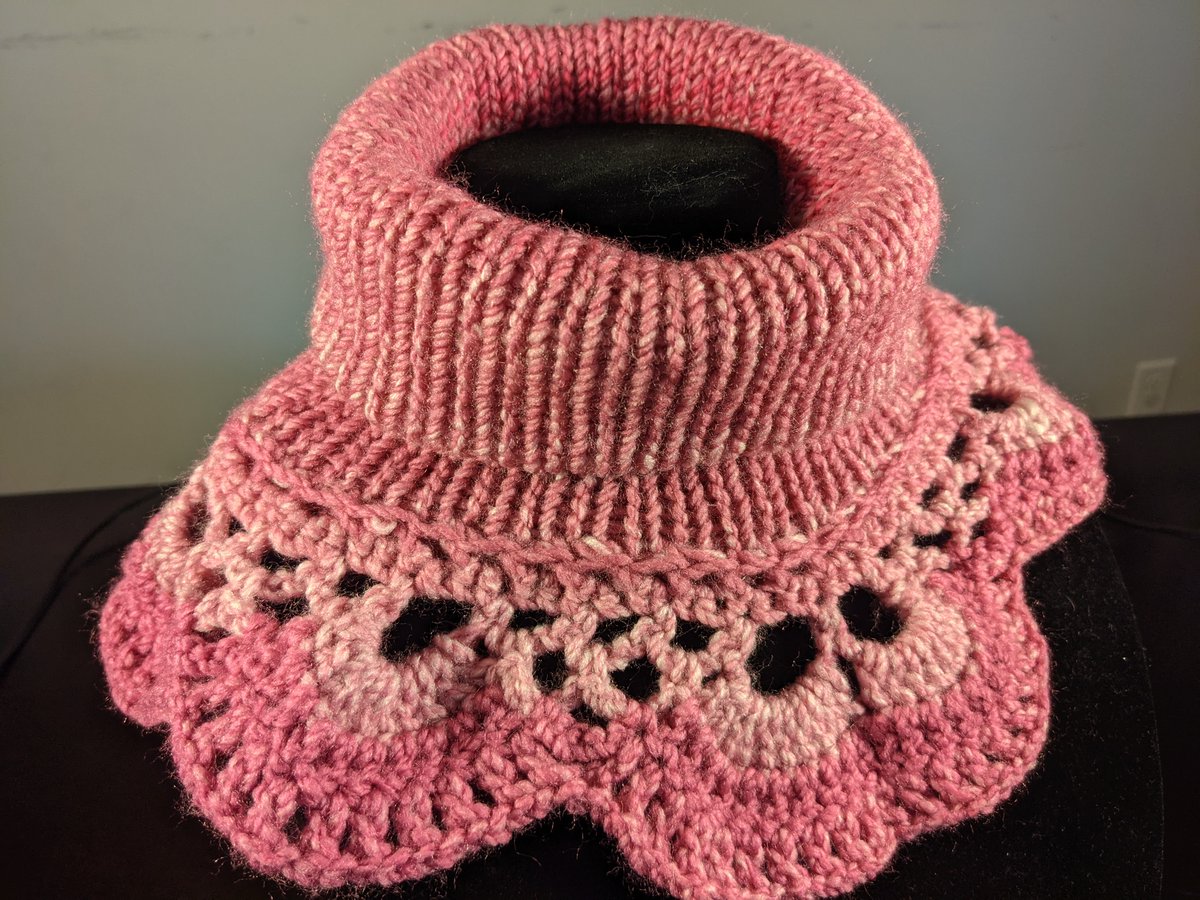 moonbasecrafts's tweet photo. Peony Hat and Cowl Set - Pink Accessory Set - Reversible Neck Warmer - Messy Bun Hat - Matching Fingerless Gloves - Warm Winter Gifts https://t.co/Mbb0zOqun5 via @Etsy https://t.co/bBeo9bL9GI