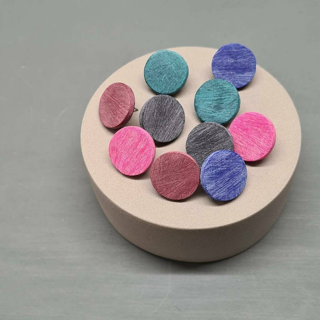 Colour_Designs's tweet photo. Tomorrow at 8pm I’ll be taking part in the @bristol.market Seconds and Sample Sale so today has been a frantic photographing mission trying to take photos in the January gloom.  I think they’ll be ok but January is not good for taking photos! I will be a… https://t.co/LqqDiN6Fkk https://t.co/oFz1lgiCgX