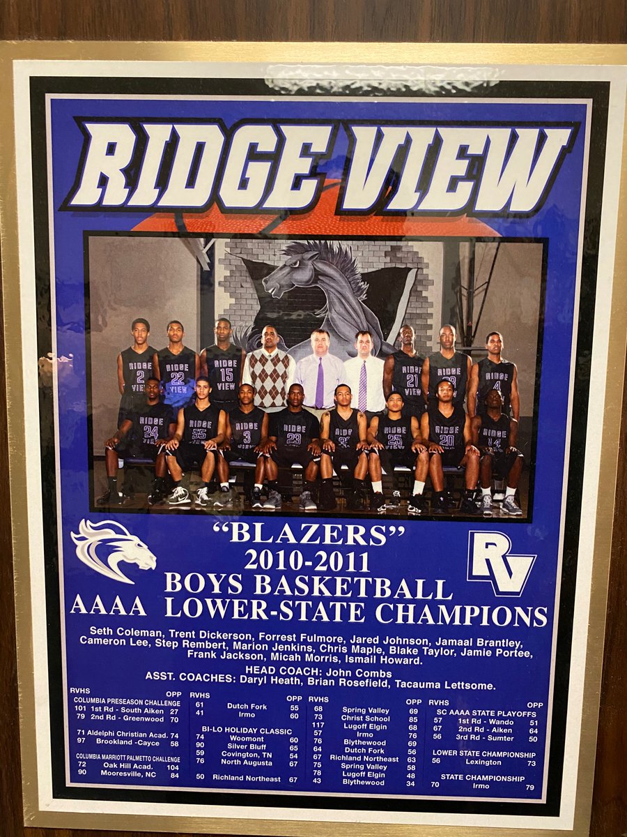 RidgeViewSports's tweet photo. A really fun picture from last night of four men with strong Ridge View ties:
 
@JohnCombs98 &amp; Brian Rosefield coached together at @rvhs for 9 years.  

During that time they both coached @Rob4buckets &amp; @Lee4Three_OYA. (And those guys coached against each other last night!) https://t.co/dZ37BmHMbX