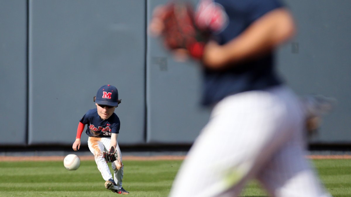 Ole Miss Baseball tweet media