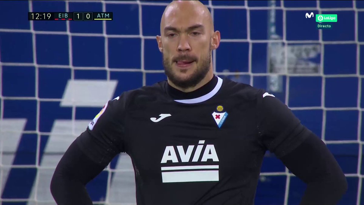 Eibar's keeper just scored against Atletico 😂 #EibarAtleti #EIBATM