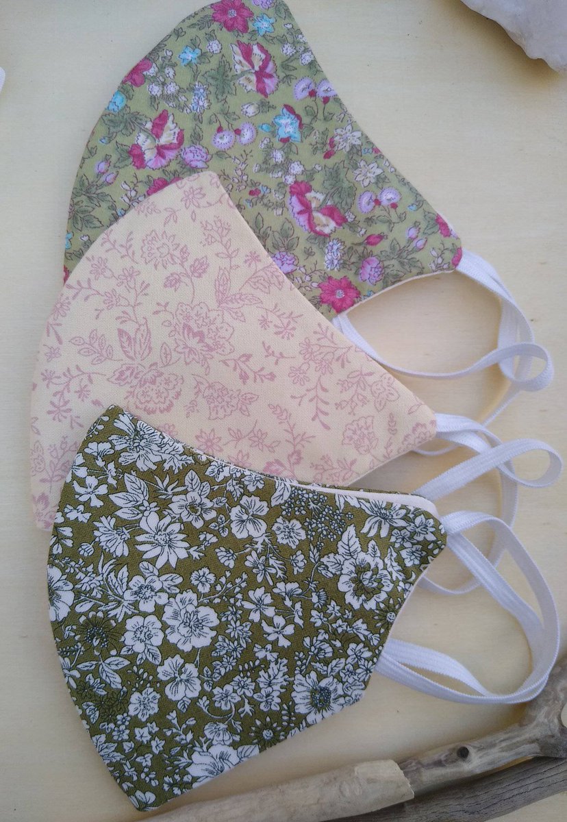 TTabbyshack's tweet photo. Excited to share the latest addition to my #etsy shop: Handmade 3 layer cotton facemasks in lovely vintage floral print with opening for filter insert and soft elastic ear loops #reusablemask #covid #washablefacemask #handmadefacemask #facemask https://t.co/aZrkCiZQYo https://t.co/oRAldDbO3L