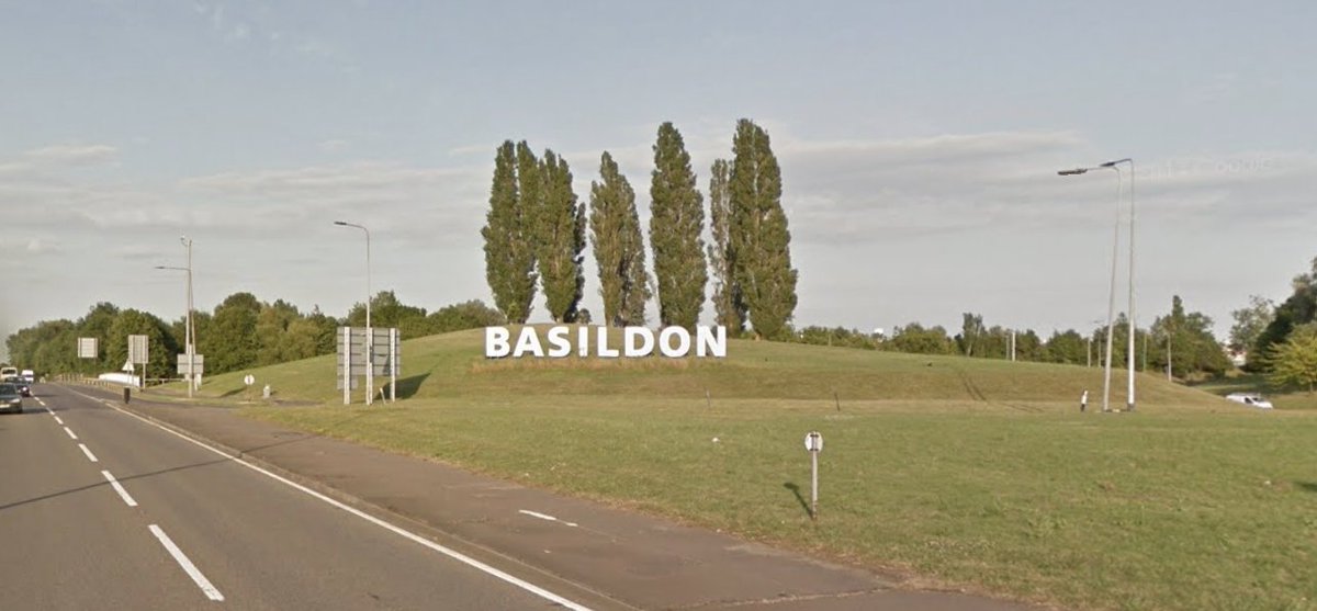 ...and last but not least...Noak Bridge Roundabout, Basildon 2005/2020