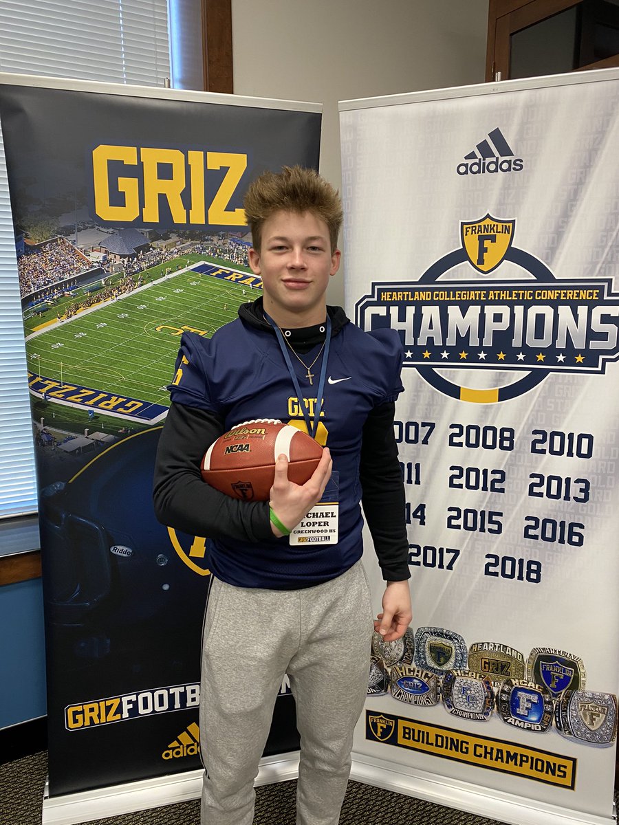 Great visit at Franklin with my Dad! Found another possible home, Like Father like Son! 🔵🟡 <a href="/Coach_Stanton1/">Jeffrey Stanton</a> <a href="/AlanHensell/">Alan Hensell</a> #GRIZ