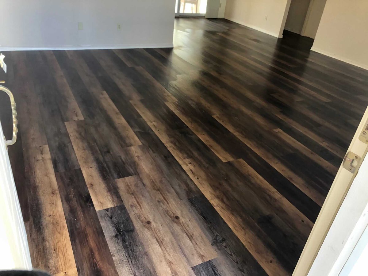 InteriorsNative's tweet image. Check out this gorgeous brown flooring from the Cyrus Hawthorne collection we're installing in Mesa, AZ. Send us a message today for a free quote on your next project.    #home #luxury #vinyl #quote #today  💪